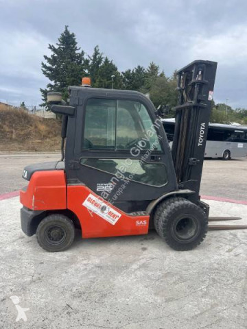 Carretilla diesel Toyota