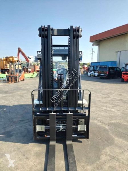 Carretilla elevadora EP EFL30 PRO