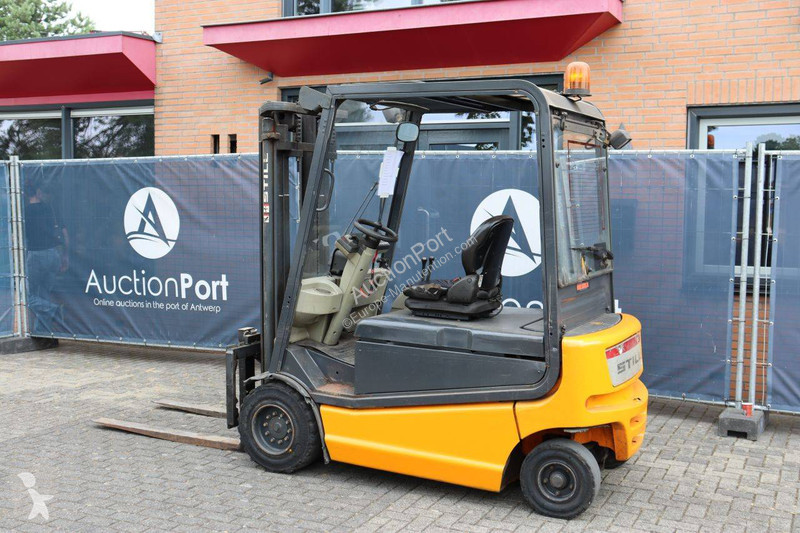 Chariot élévateur Still R60-30