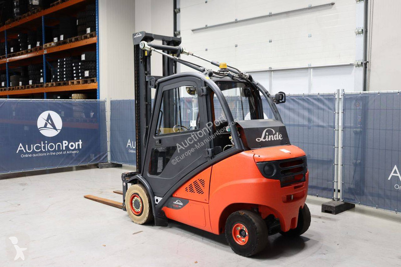 Chariot élévateur Linde CNG-02