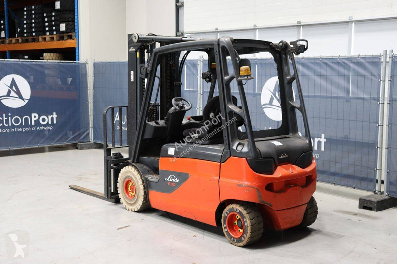 Chariot élévateur Linde E30L-01