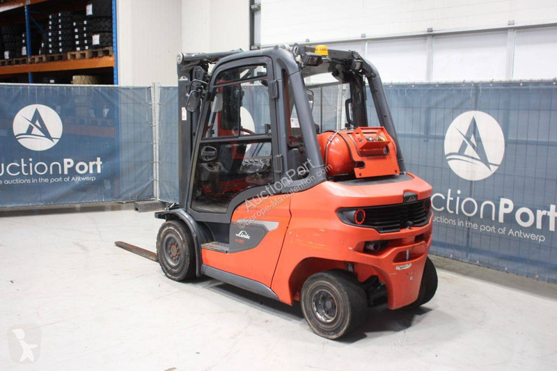 Chariot élévateur Linde 01