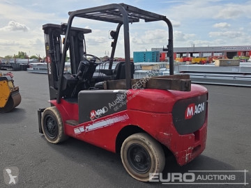 Electric forklift