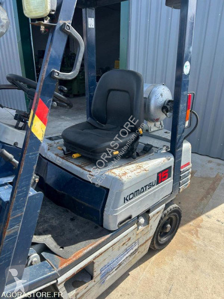 Chariot élévateur  FG15-15