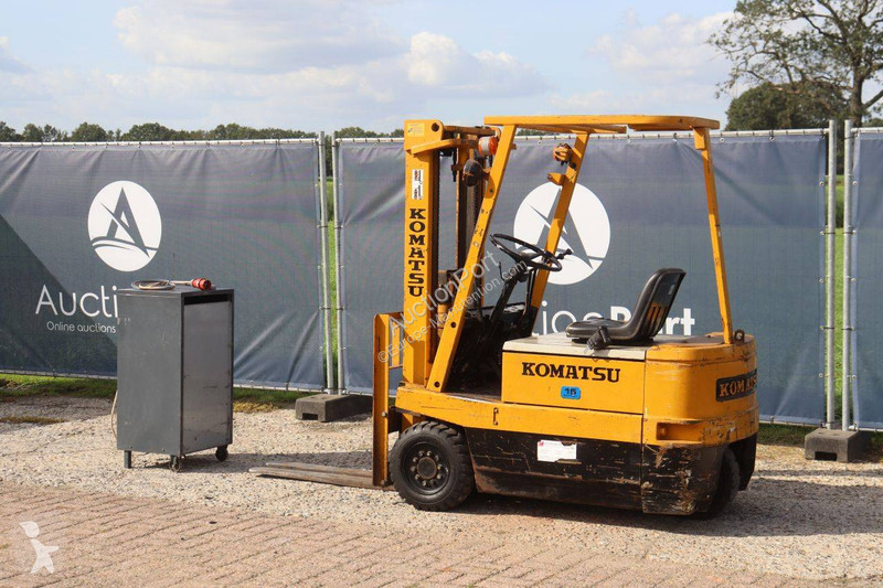Wózek podnośnikowy Komatsu FB15M-1