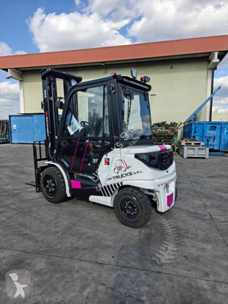Chariot élévateur EP EFL35 PRO