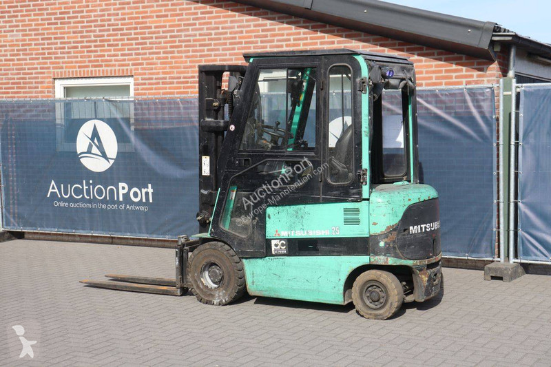 Chariot élévateur Mitsubishi FB25K-PAC