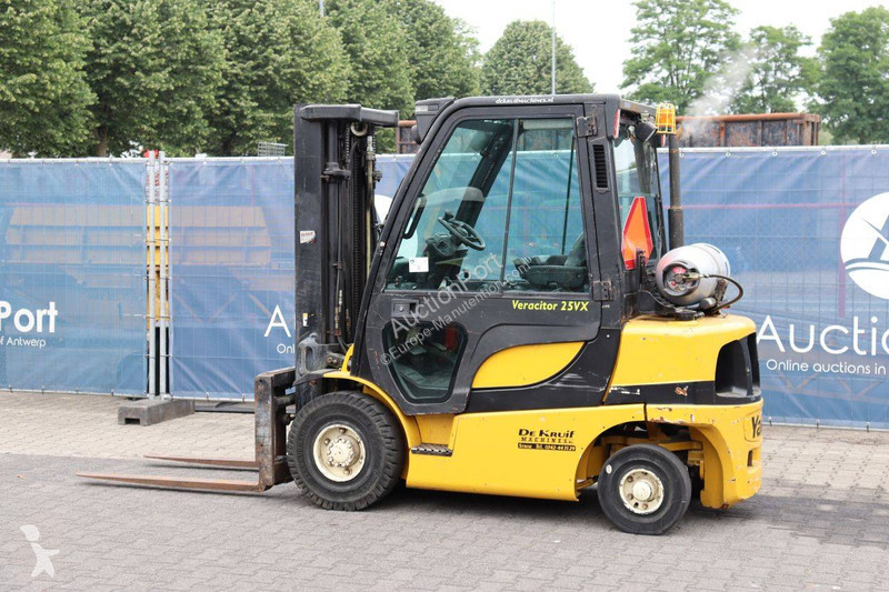 Chariot élévateur Yale GLP25VX