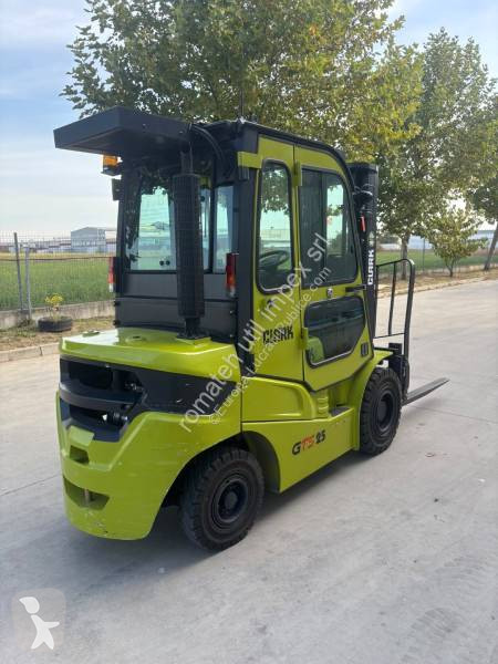 Chariot élévateur Clark GTS25