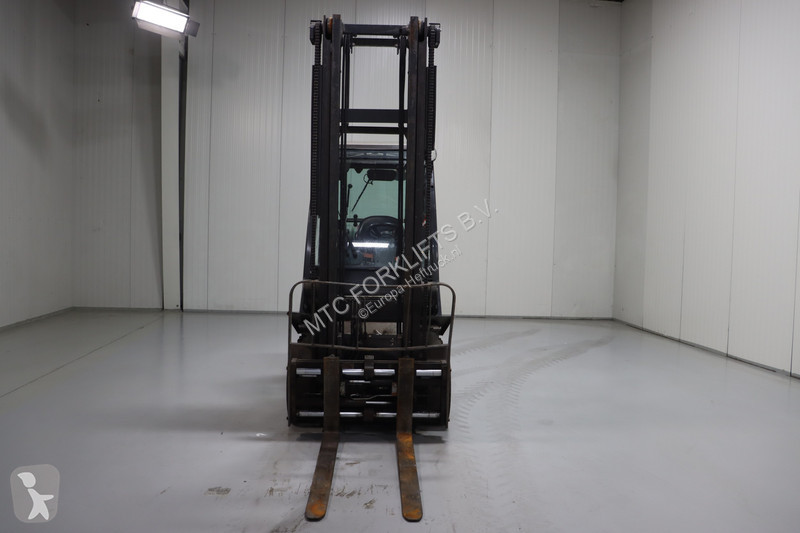 Chariot élévateur Nissan U1D2A25LQ