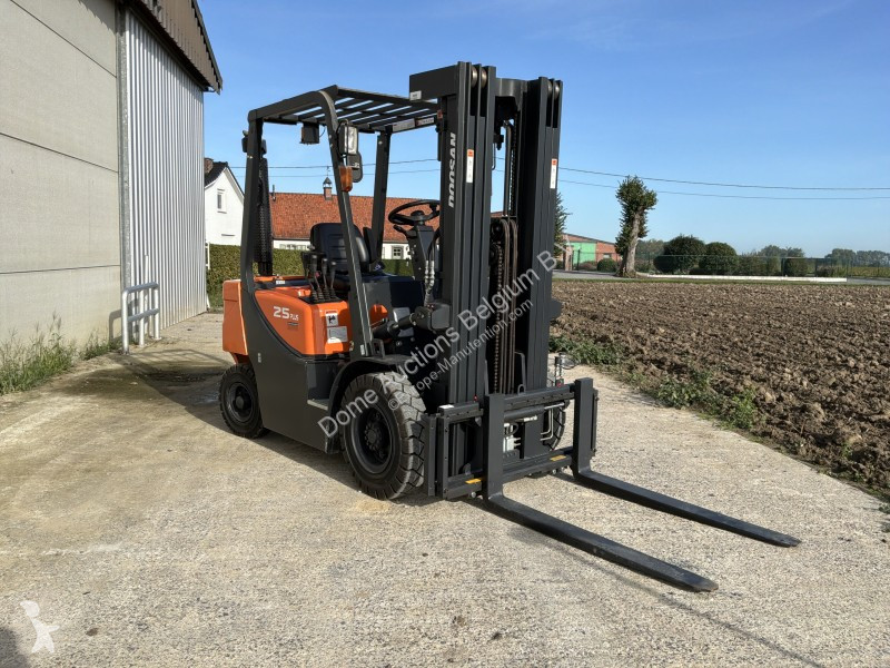 Chariot élévateur Doosan D25GP