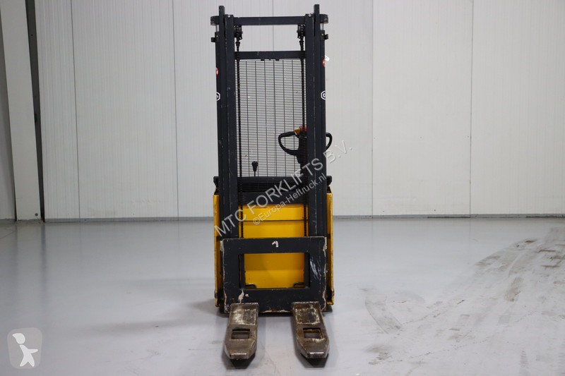 Кар OM CL12