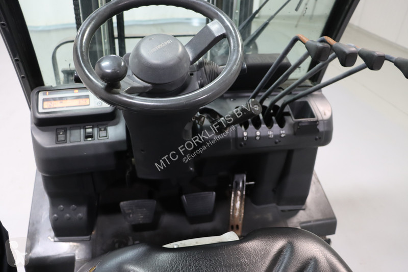 رافعة شوكية Nissan U1D2A25LQ