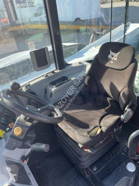 Телескопичен товарач Bobcat TL38.70