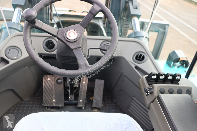 Empilhador elevador Konecranes SMV 32-1200C