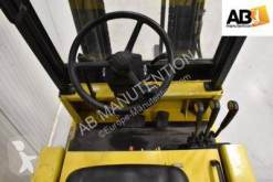 /25/3/7153594-chariot_elevateur-yale_th.jpg