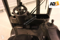 /25/3/7263418-chariot_elevateur-linde_th.jpg