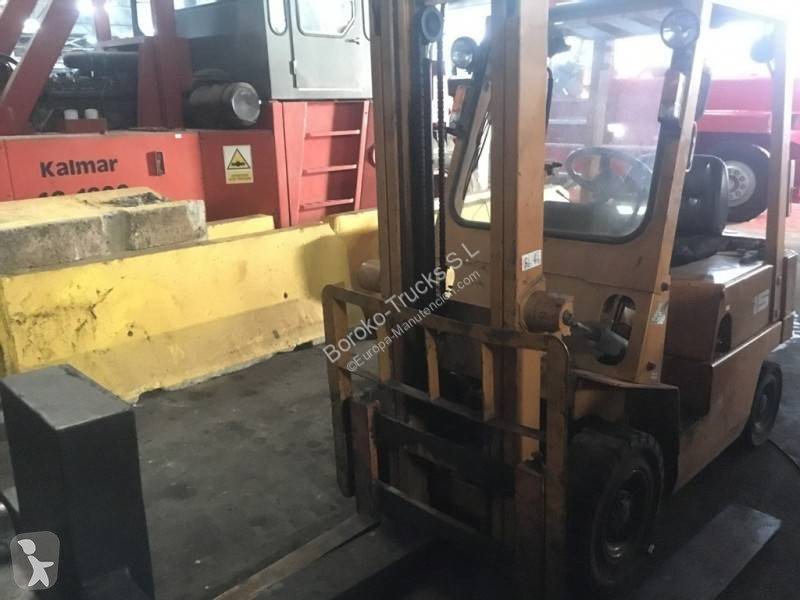 Carretilla elevadora Nissan 1.5