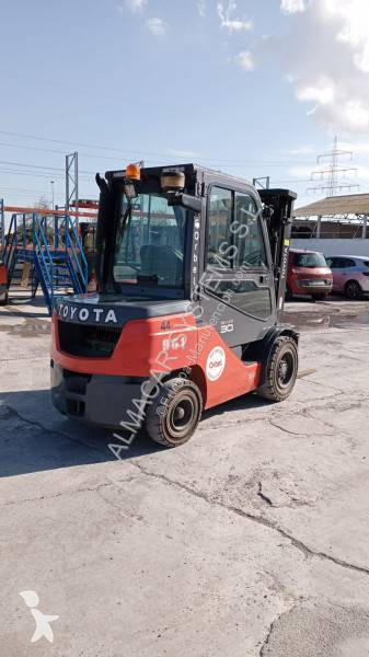 Toyota 52-8FDF30 Gabelstapler
