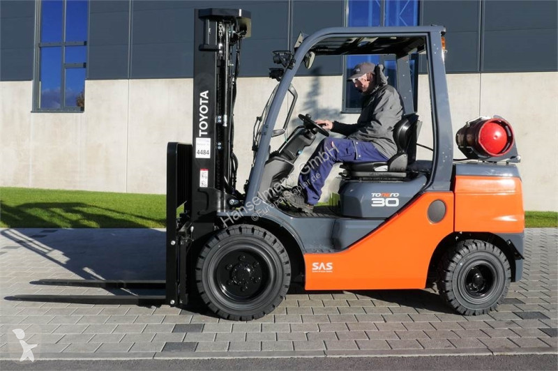 Heftruck Toyota 02-8FGF30