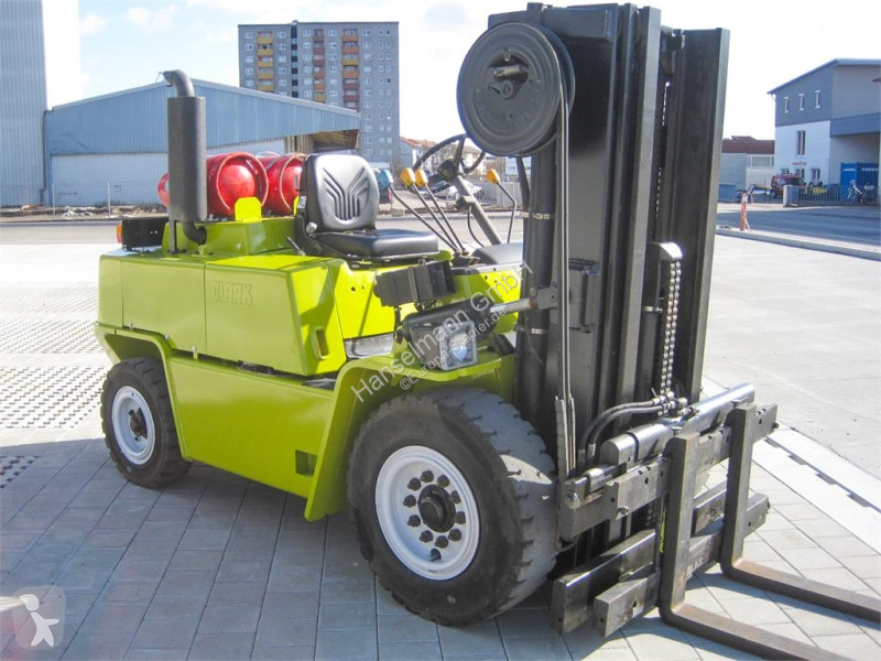 رافعة شوكية Clark C500 Y100