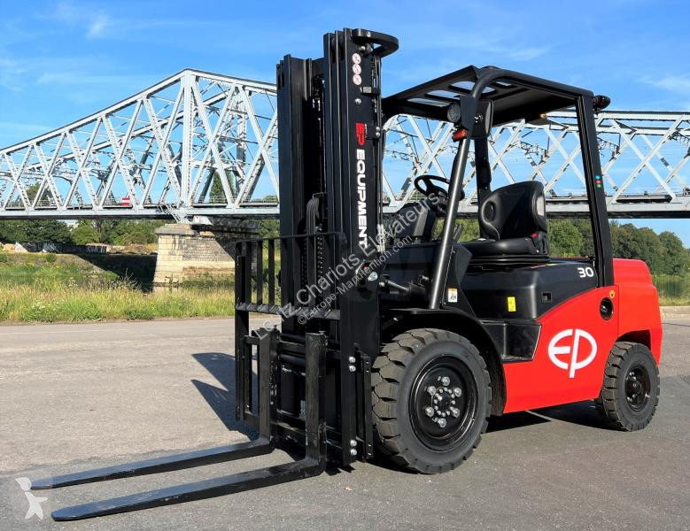 Carrello elevatore   CPCD30T8