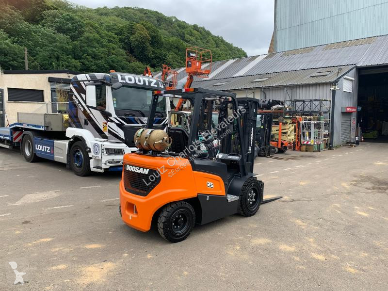 Carretilla elevadora Doosan G25NXP