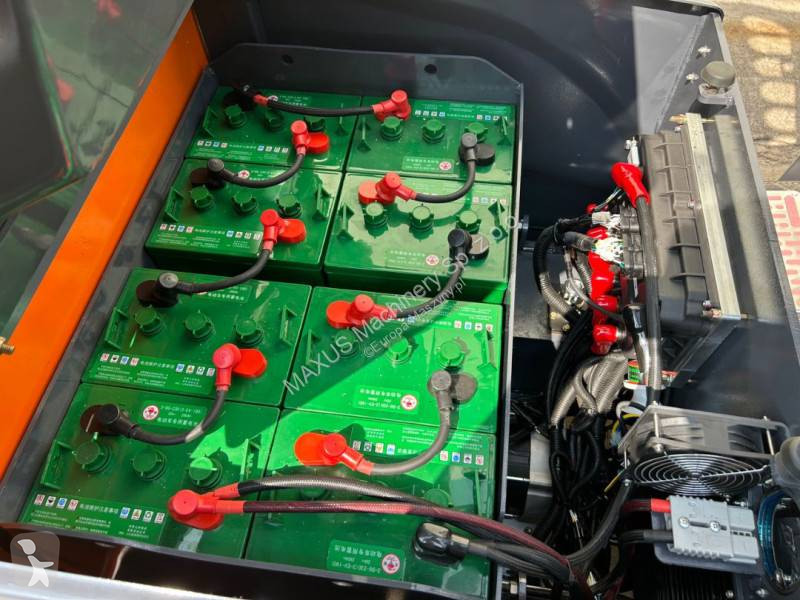 Heftruck Caterpillar NOWY Elektryczny MAXUS...