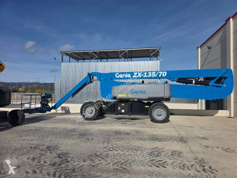 منصة تلسكوبية Genie ZX-135/70