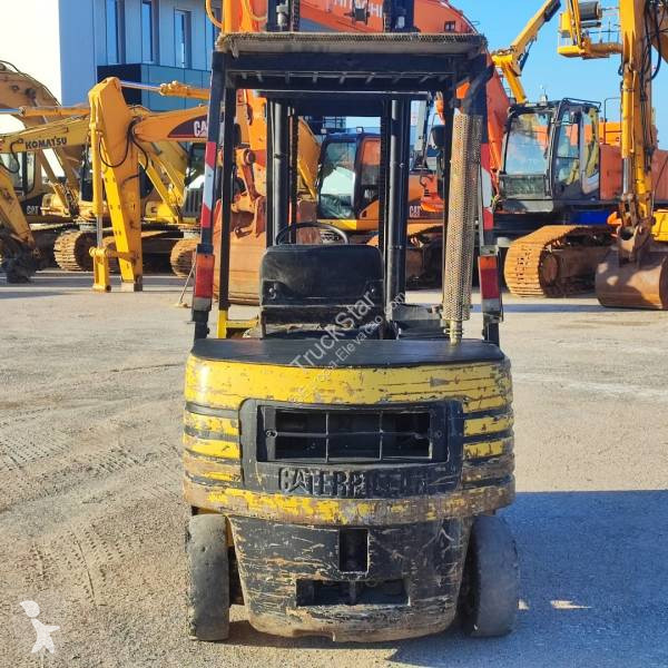 Caterpillar DP 25 Gabelstapler