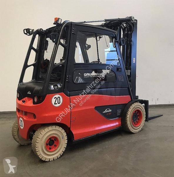 Teleskopický manipulátor Linde E 50 HL 388