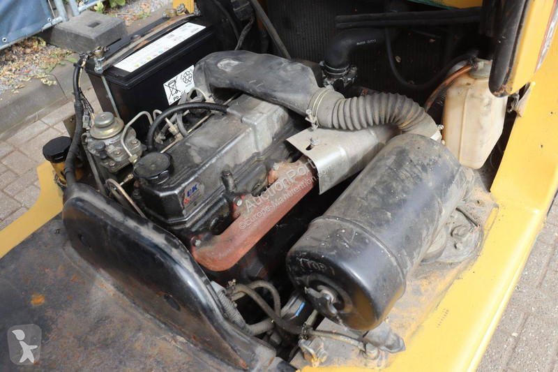 Stivuitor Caterpillar DP25