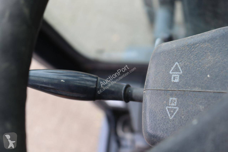 Teleskopický manipulátor Doosan D30S-5