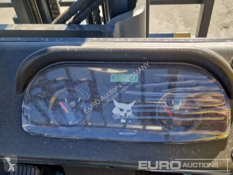 Chariot élévateur Bobcat D30NXE