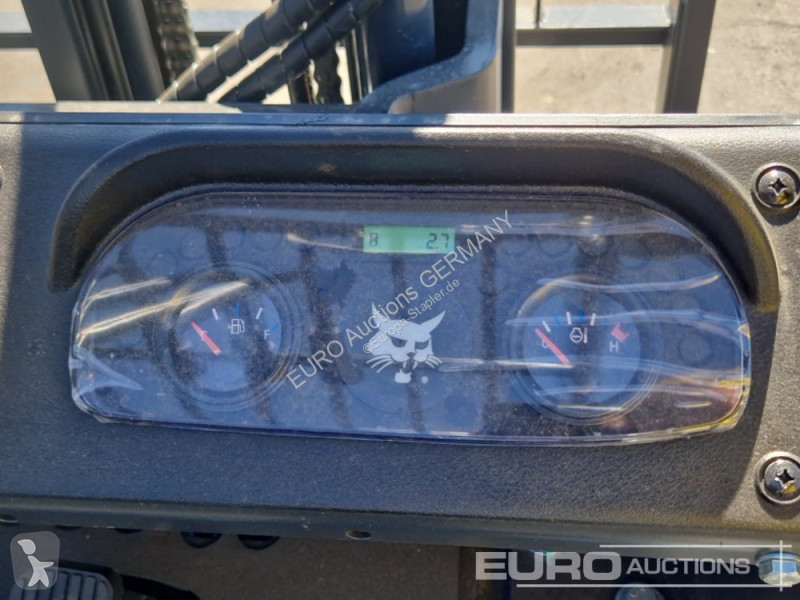 Bobcat D30NXE Forklift