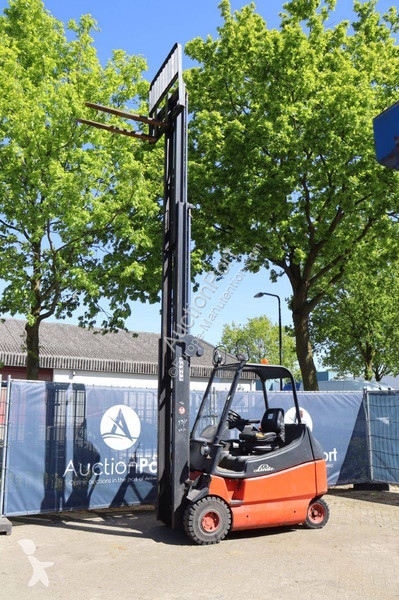 Carretilla elevadora Linde E25/600-02