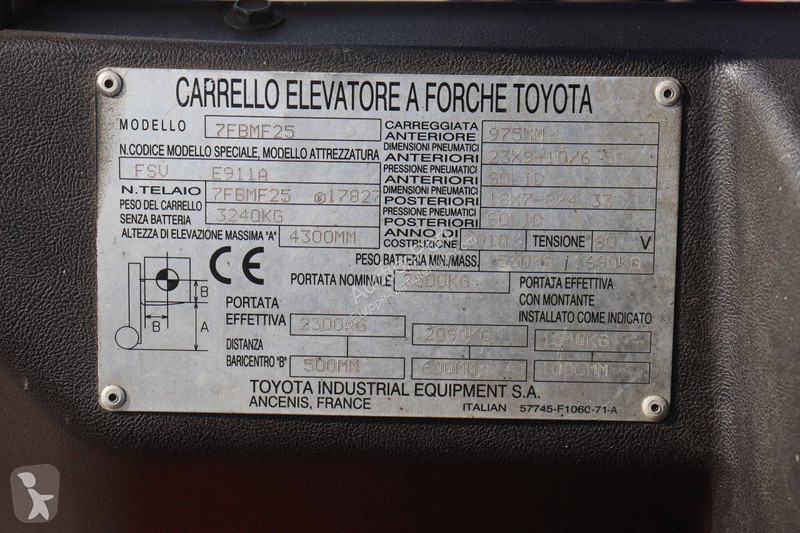 Wózek podnośnikowy Toyota