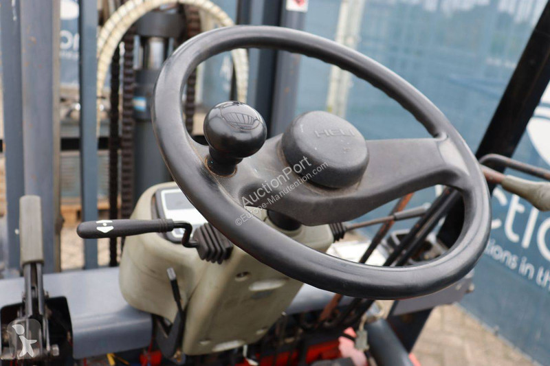Chariot élévateur Heli CPD25J3