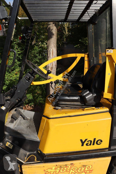Chariot élévateur Yale GLP25TF V2420