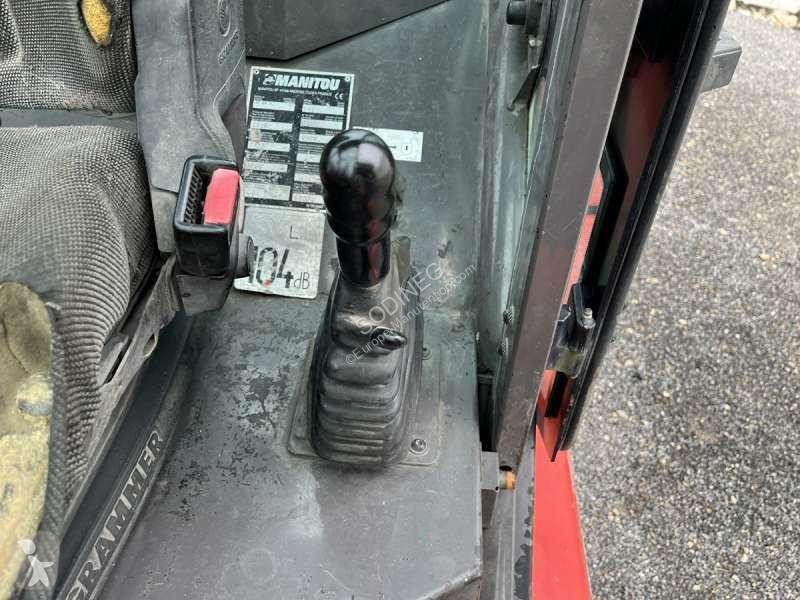 رافعة شوكية Manitou (6T / 4m)