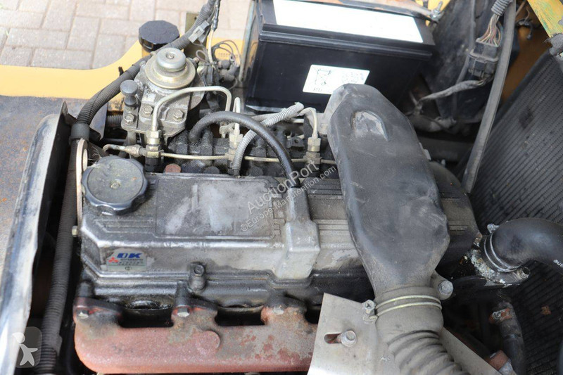 Stivuitor Caterpillar DP25