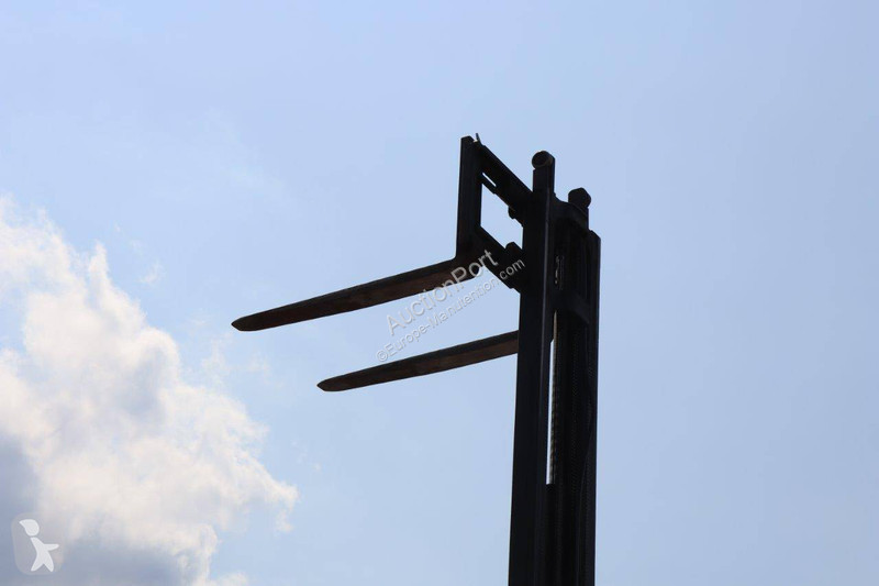 Teleskopický manipulátor Hyster H3.20XM