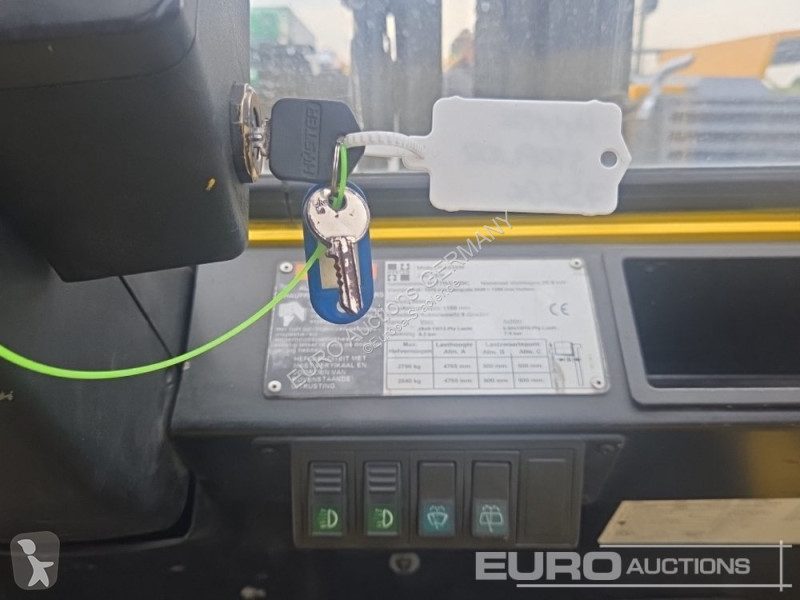 Навантажувач вилковий Hyster H3.00XM