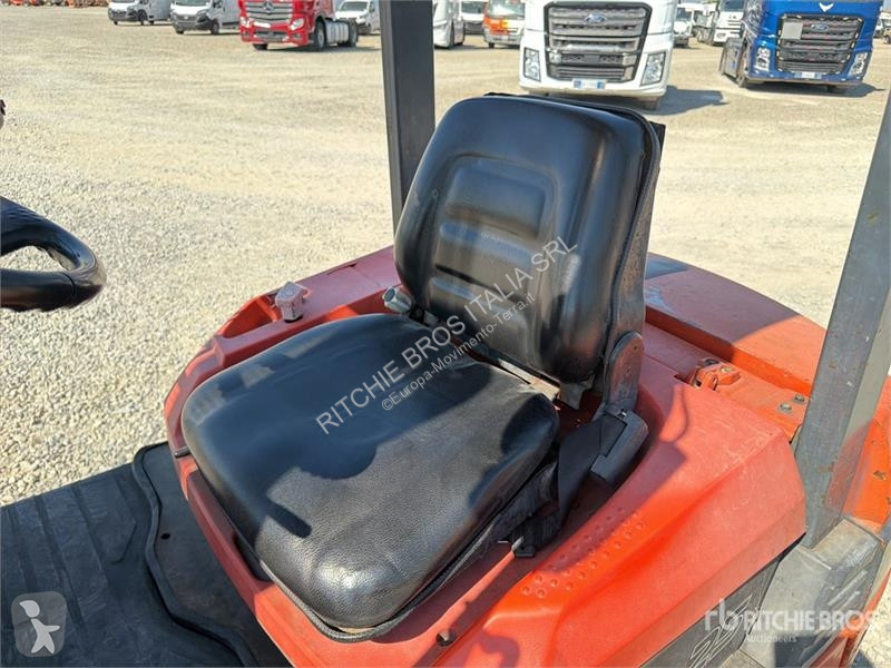 Empilhador elevador Toyota 7FBH25