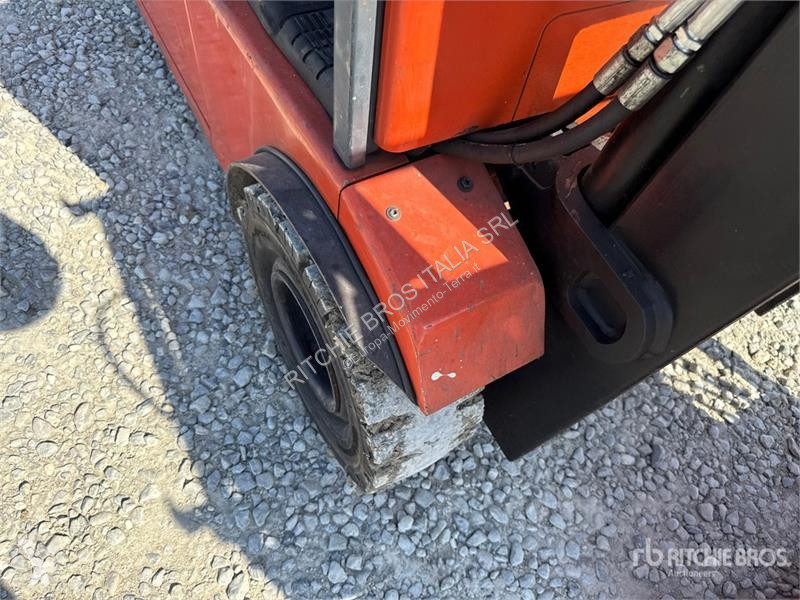 可升降式叉车 Toyota 1500 kg Electric Forklift