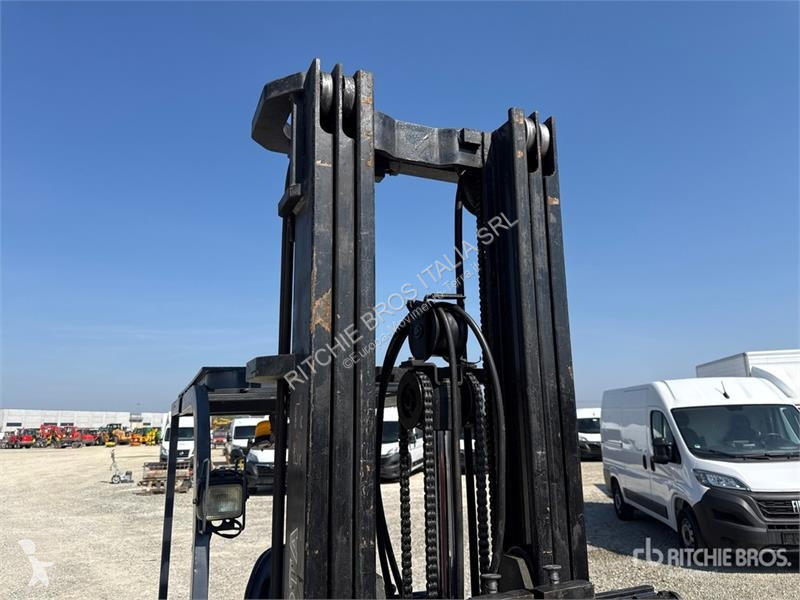 可升降式叉车 Toyota 7FBEF18 1800 kg Electric Forklift