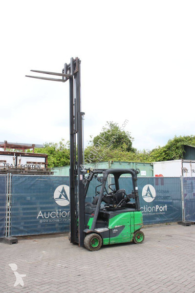 Stivuitor Linde 02