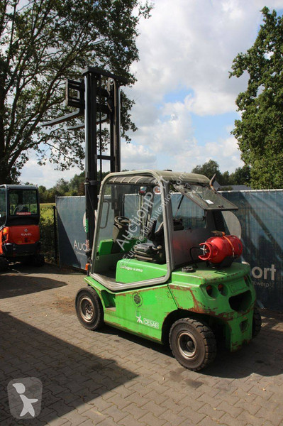 Chariot élévateur Cesab Drago H250
