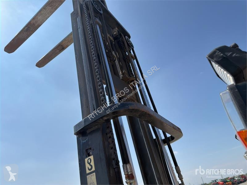 Навантажувач вилковий Manitou MI25D 2500 kg...