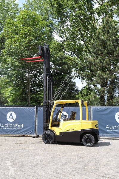Forklift